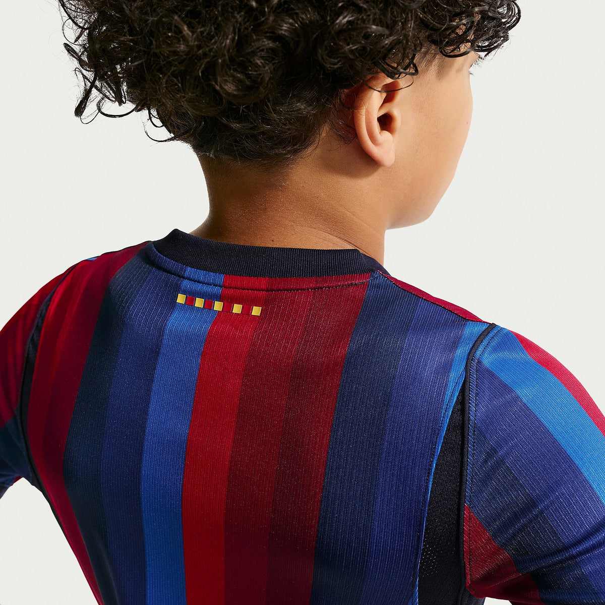 Home 26/27 Kids Shirt Kit