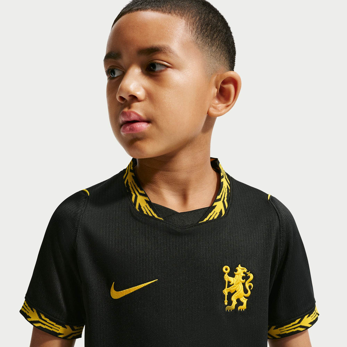 Away 26/27 Kids Shirt Kit