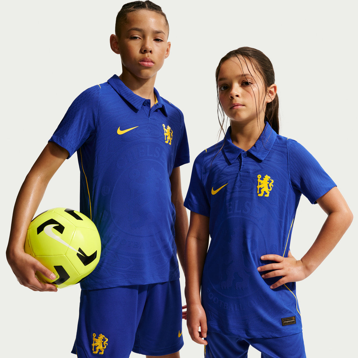 Home 26/27 Kids Shirt Kit
